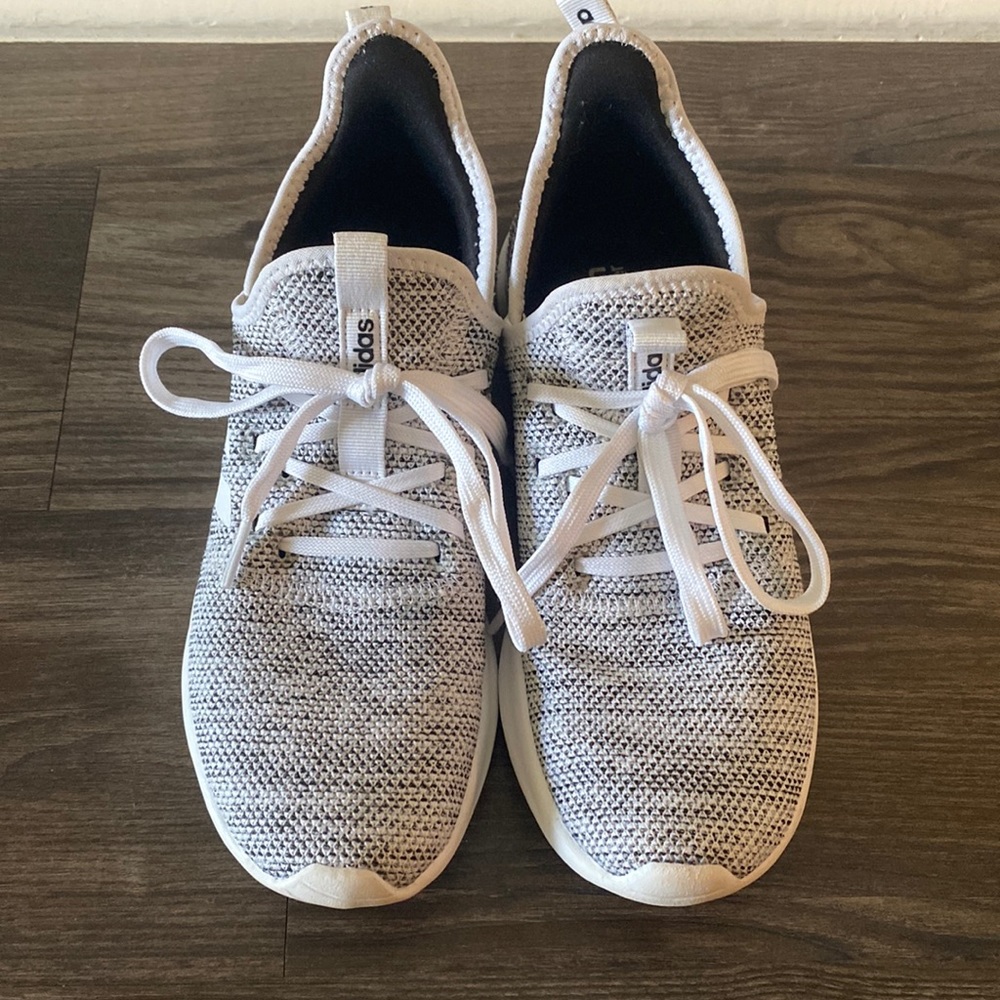 Adidas cloud foam shoes
